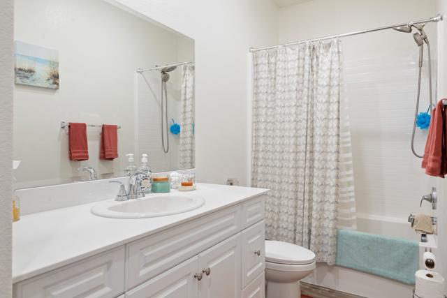 25709 Buckeye Meadow Lane, Homeland CA: https://media.crmls.org/mediaz/36fd276d-6719-4172-892b-7b0bef0887a7.jpg