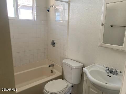 149 C Street, Port Hueneme CA: https://media.crmls.org/mediaz/36fd6fb5-67ac-48a9-bffc-8741382ebae5.jpg
