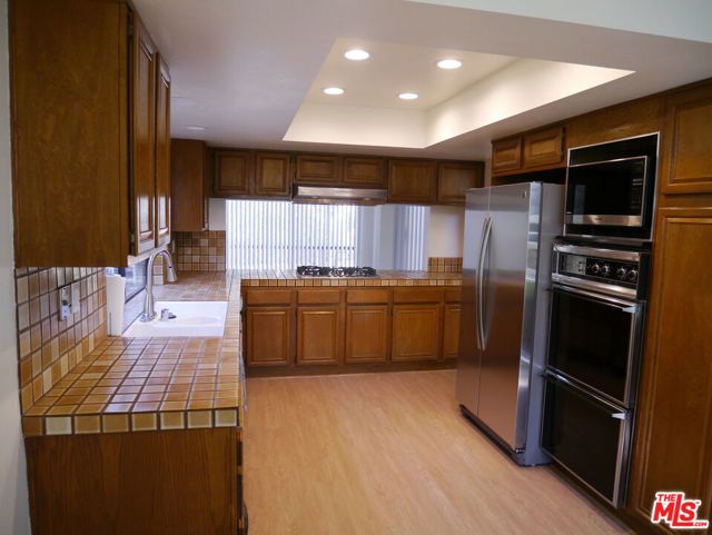 10827 MARIETTA Avenue, Culver City CA: https://media.crmls.org/mediaz/36fddb08-3b71-4502-9611-908f3937b05d.jpg
