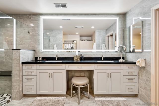 5979 Via Zurita, La Jolla CA: https://media.crmls.org/mediaz/36feae47-3027-4232-8b5a-a63ca62172f8.jpg