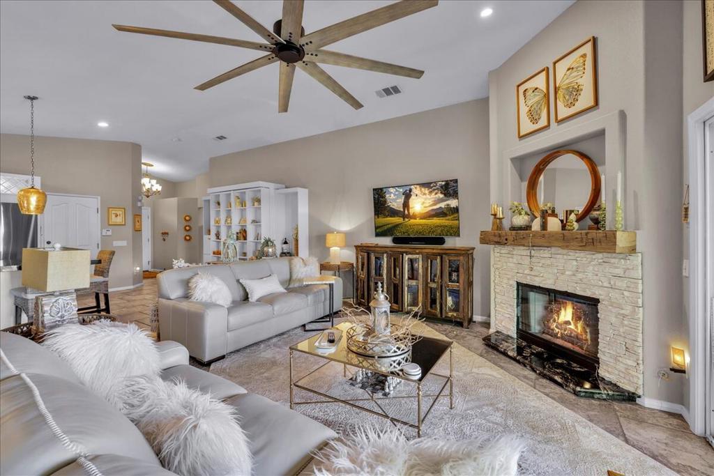 MLS #219135636DA image #4