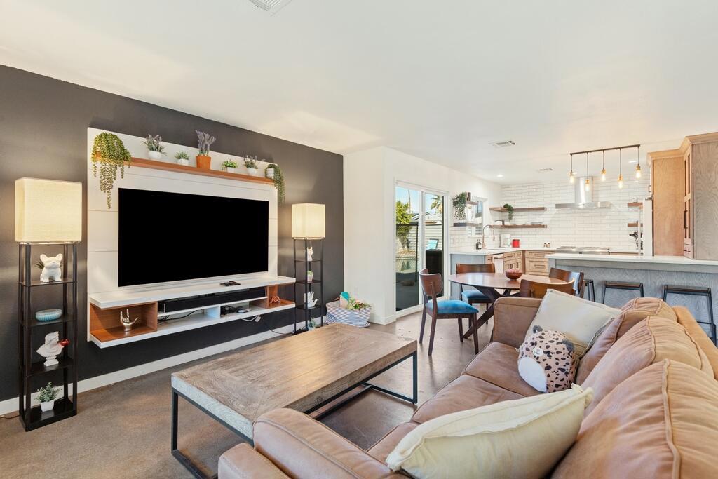 MLS #219137280DA image #3