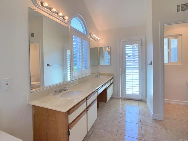 Home for Sale in Vista