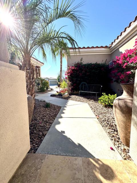 80372 Camino San Lucas, Indio CA: https://media.crmls.org/mediaz/3700201d-ffea-4ef5-a32e-937a3e2cf8ed.jpg