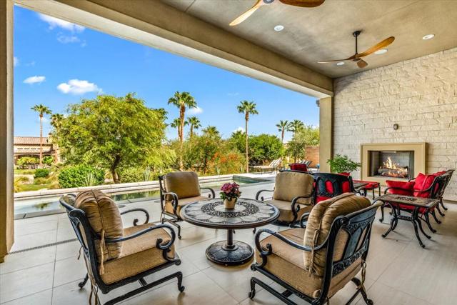 57870 Stone Creek W Trail, La Quinta CA: https://media.crmls.org/mediaz/37010eb3-743a-4e6f-8dec-6f54d1f91b6c.jpg