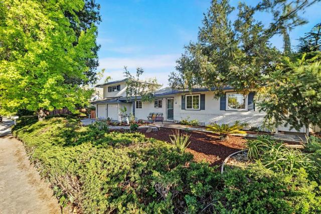 22562 Alcalde Road, Cupertino CA: https://media.crmls.org/mediaz/37019ae9-8e94-4447-b544-095dd1047e58.jpg
