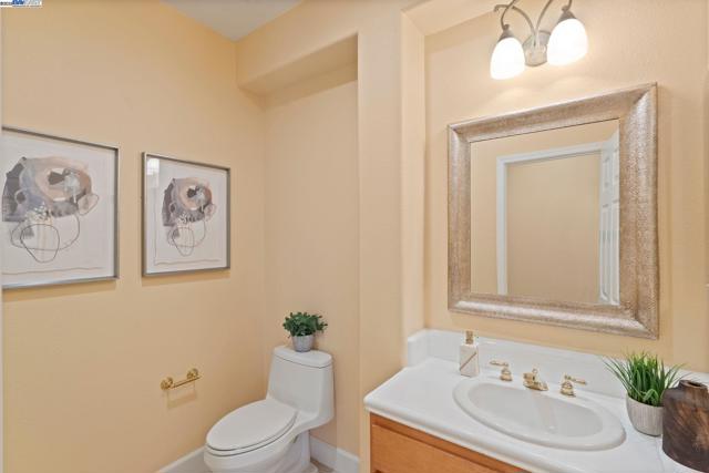 1646 Cascina Ct, Livermore CA: https://media.crmls.org/mediaz/3701cdc8-62d9-4230-90e6-2bd73cf61cb1.jpg
