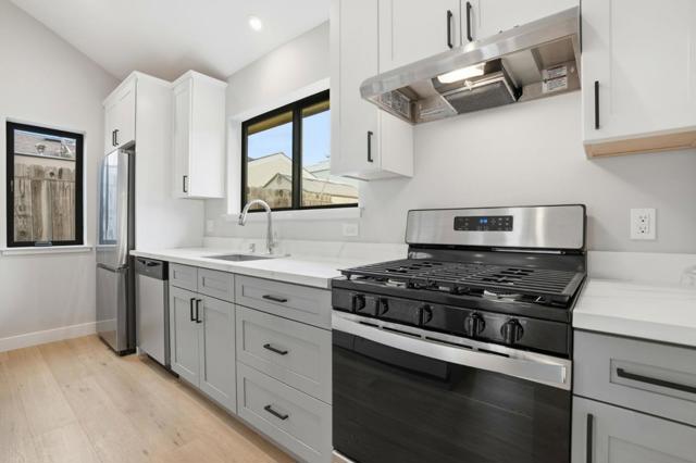 1115 Spruce Street, Millbrae CA: https://media.crmls.org/mediaz/3702d290-6df4-4f34-9371-a7d8b6c72166.jpg