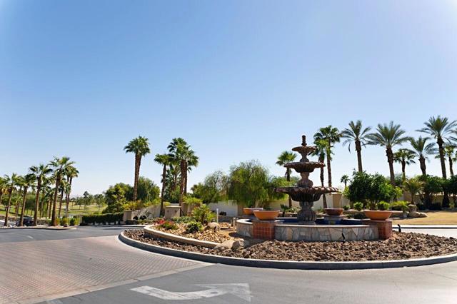 80775 Camino Santa Paula, Indio CA: https://media.crmls.org/mediaz/37031265-69d3-4a43-97f4-55709f878fbf.jpg