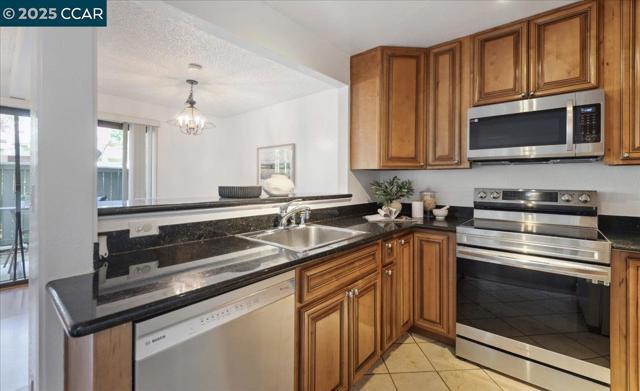 108 Compton Circle, San Ramon CA: https://media.crmls.org/mediaz/37037a1d-564a-4446-84ca-eed60bdd8f5f.jpg