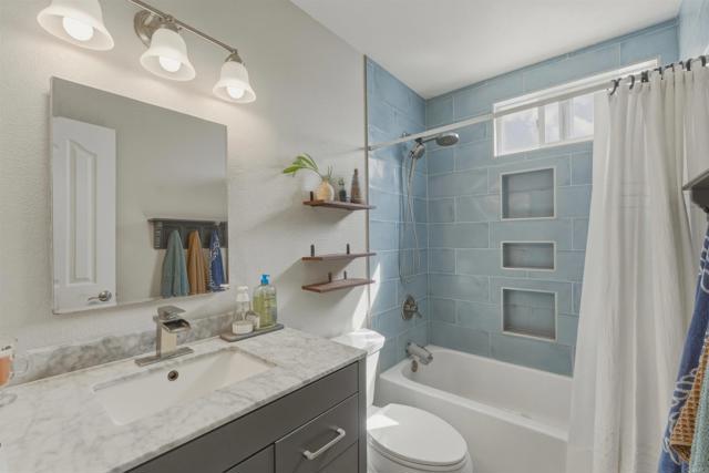 Detail Gallery Image 34 of 64 For 1659 Curry Comb Dr, San Marcos,  CA 92069 - 4 Beds | 3 Baths