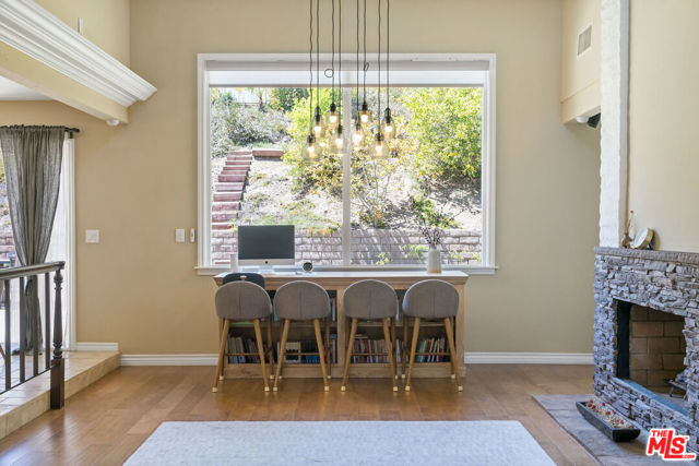 683 Triunfo Canyon Road, Westlake Village CA: https://media.crmls.org/mediaz/37041461-f506-4a58-921d-f886e56cc4c2.jpg