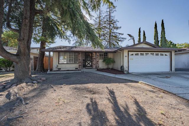 6256 Hokett Way, San Jose CA: https://media.crmls.org/mediaz/37041e00-2777-4fd6-aa67-691c6cef7020.jpg