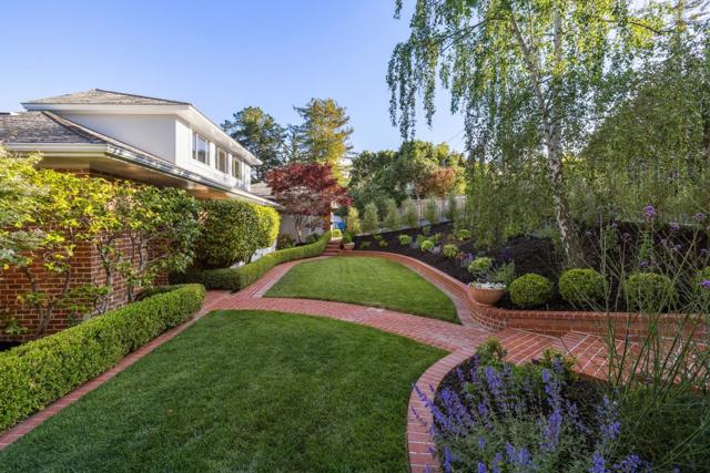 1431 Carlton Road, Hillsborough CA: https://media.crmls.org/mediaz/37046880-4db5-4f9d-9d8e-29ad7f94378e.jpg