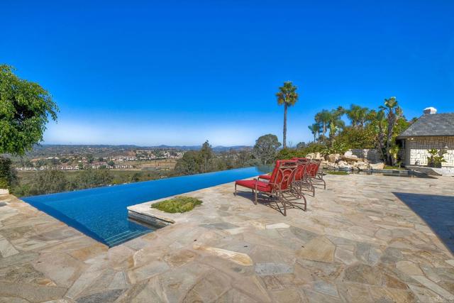 31350 Lake Vista Circle, Bonsall, California 92003, 4 Bedrooms Bedrooms, ,4 BathroomsBathrooms,Residential,For Sale,31350 Lake Vista Circle,CRNDP2409644