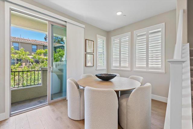 639 Cinnamon Circle, Mountain View CA: https://media.crmls.org/mediaz/370538d5-c8b6-4000-975a-3cb8134f074c.jpg