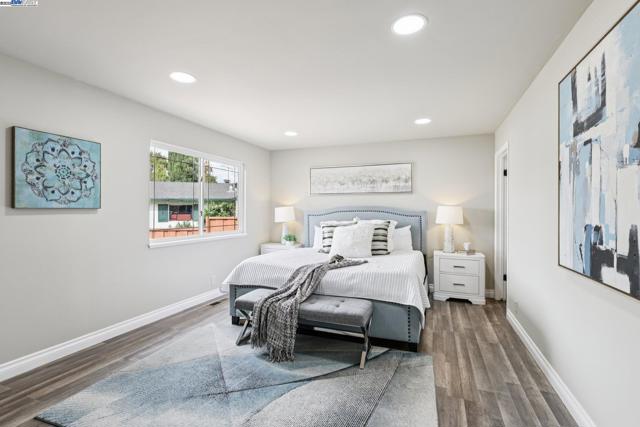 28399 Cubberley Ct, Hayward CA: https://media.crmls.org/mediaz/37057308-939e-4527-8bc1-a9a2ae358322.jpg