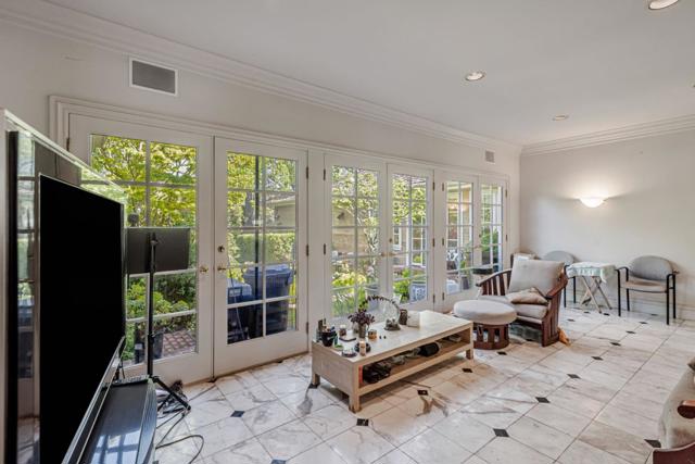 280 Uplands Drive, Hillsborough CA: https://media.crmls.org/mediaz/37062748-7119-482a-af12-054b86a84468.jpg
