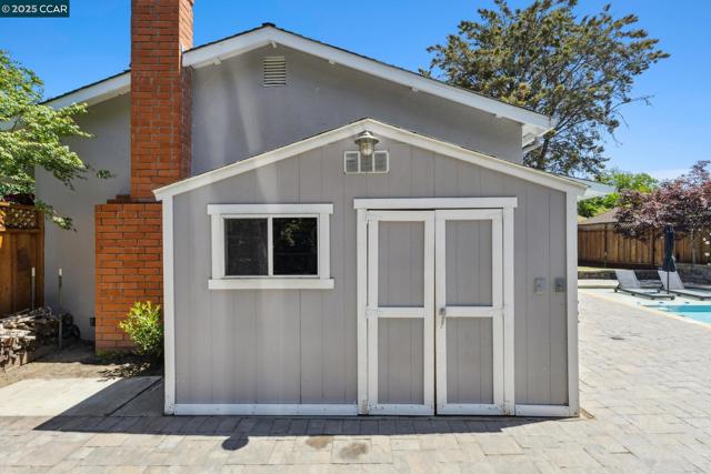 36 Playa Ct, San Ramon CA: https://media.crmls.org/mediaz/3706808f-b200-44d3-9be3-9e657703edee.jpg