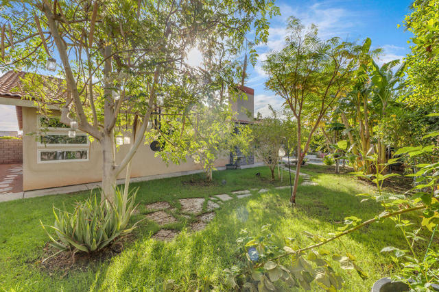 Image 41 of 47 For 40529 Meadow Lane