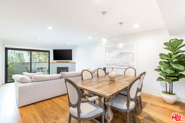 1625 Idaho Avenue, Santa Monica CA: https://media.crmls.org/mediaz/37076c72-daa5-4b50-8030-8e8ea23572d4.jpg