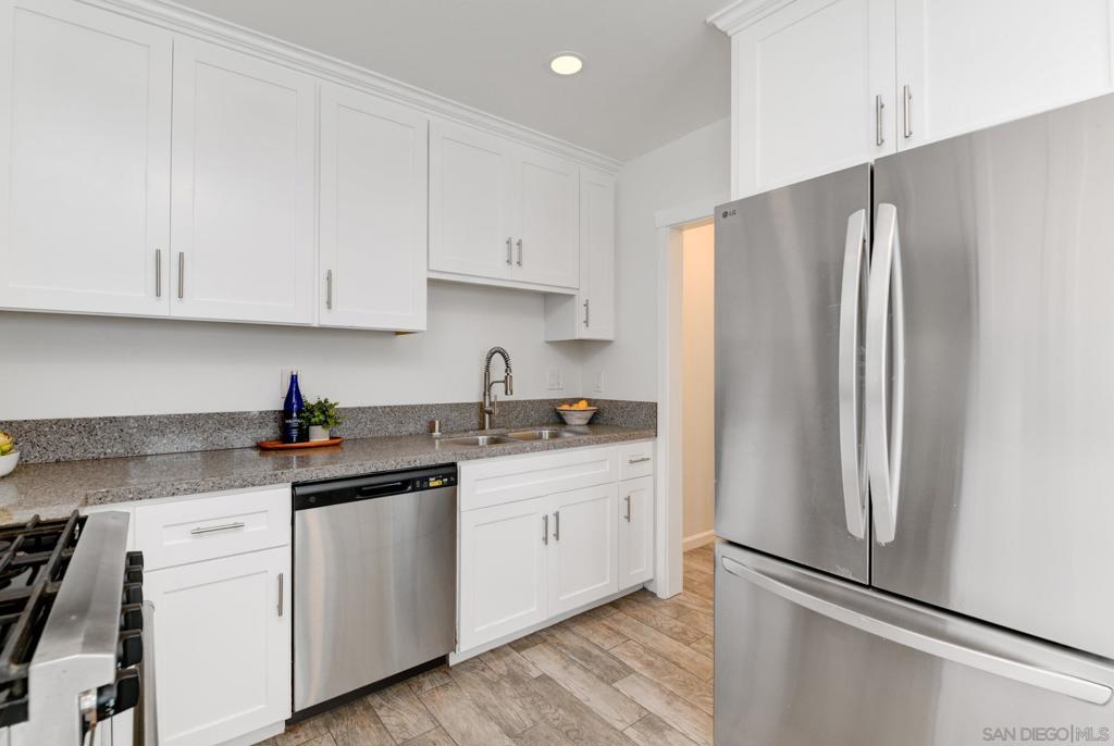 4419 North Ave. - photo 10