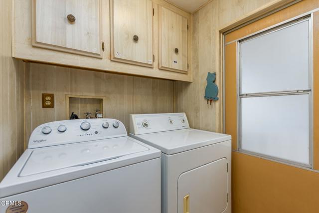 250 E Telegraph Road, Fillmore CA: https://media.crmls.org/mediaz/3709689f-deaa-49d0-a58a-f2a0a7299b17.jpg