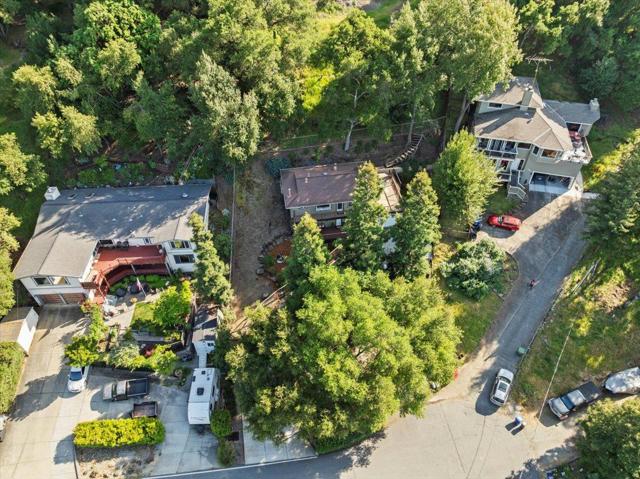 17785 Manzanita Drive, Morgan Hill CA: https://media.crmls.org/mediaz/370a36f1-d181-4d91-a594-5ed3020573a5.jpg