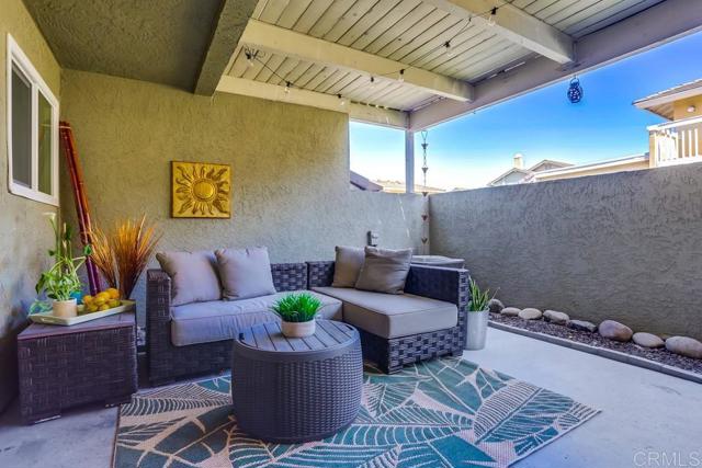 Detail Gallery Image 4 of 36 For 17489 Ashburton Rd, San Diego,  CA 92128 - 3 Beds | 2/1 Baths