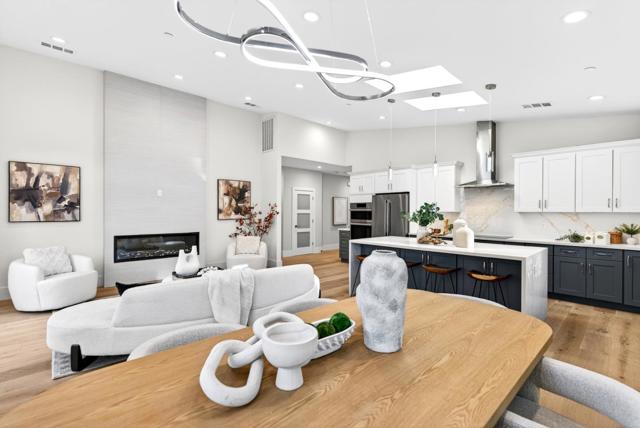 Image 12 of 34 For 873 Cedar Avenue