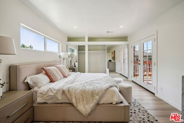 910 Arwin Street, Pasadena CA: https://media.crmls.org/mediaz/370c94f5-1598-40a9-acbf-544277c75801.jpg