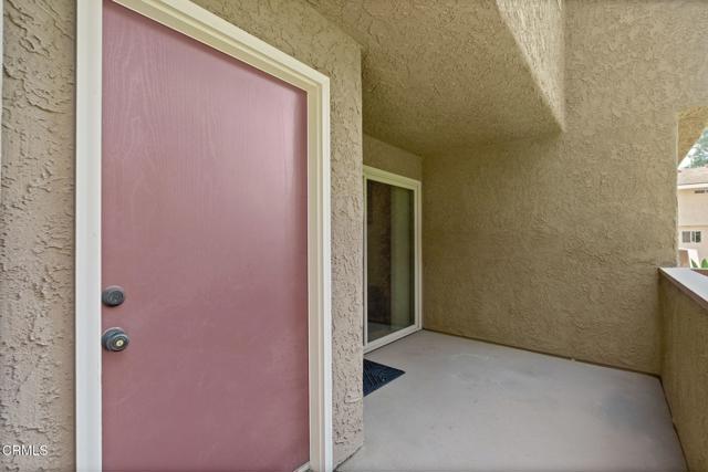 2113 Euclid Avenue, Camarillo CA: https://media.crmls.org/mediaz/370d8af7-447b-40e1-ba31-4dfcca8ec2fa.jpg