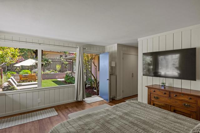 3483 Ocean Avenue, Carmel CA: https://media.crmls.org/mediaz/370de060-aa06-472d-badd-171f2dbb5d2b.jpg