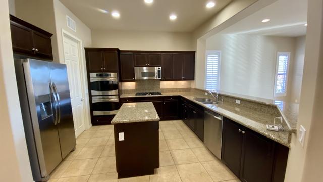 81451 Corte Pipilla, Indio CA: https://media.crmls.org/mediaz/370e2c1d-2ff4-4dae-9b2d-7407073df856.jpg