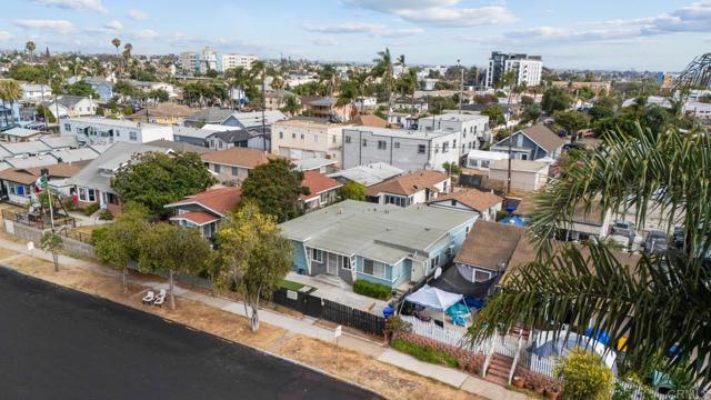 42 48 E 5Th Street, National City CA: https://media.crmls.org/mediaz/370eb7e5-45ae-453b-b3b6-5930b40c5165.jpg