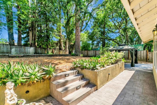 228 N Navarra Drive, Scotts Valley CA: https://media.crmls.org/mediaz/370fbdff-c2d0-40fa-9974-f93c3ddf79bf.jpg