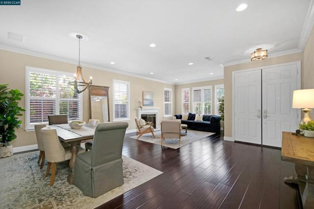 139 Shelterwood Ln, Danville CA: https://media.crmls.org/mediaz/37100ee4-d0d4-4996-a0db-4d2ca7bb5fcf.jpg