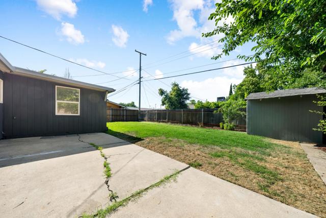 2621 Wood Violet Way, Sacramento CA: https://media.crmls.org/mediaz/3710302e-b0ec-4a72-956a-95b4a4537827.jpg