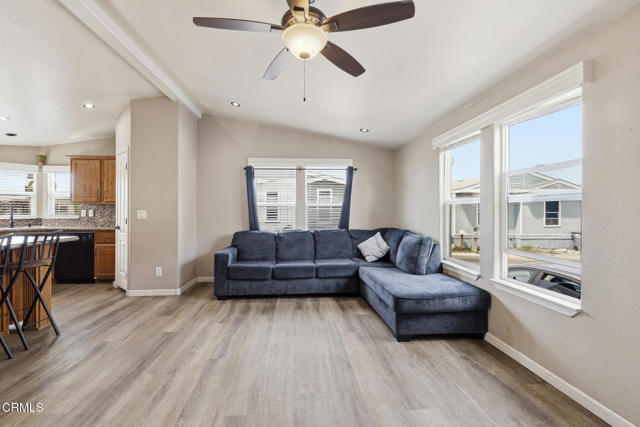 Detail Gallery Image 7 of 37 For 1657 Lime Ave #87,  Oxnard,  CA 93033 - 3 Beds | 2 Baths