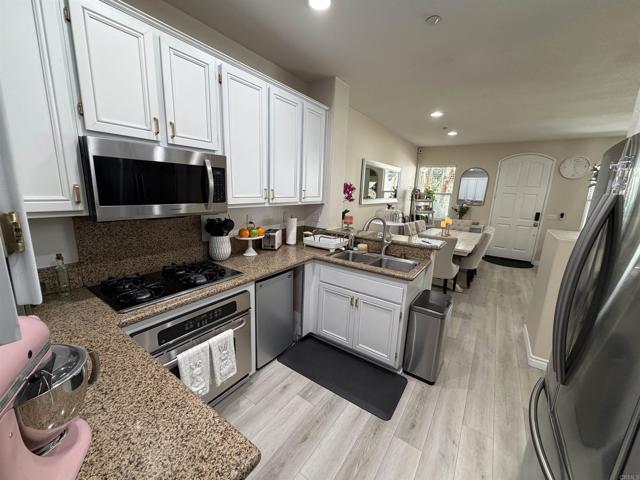 2175 Condor Drive, Chula Vista CA: https://media.crmls.org/mediaz/371167c3-91c3-4d13-a106-391b262062b3.jpg