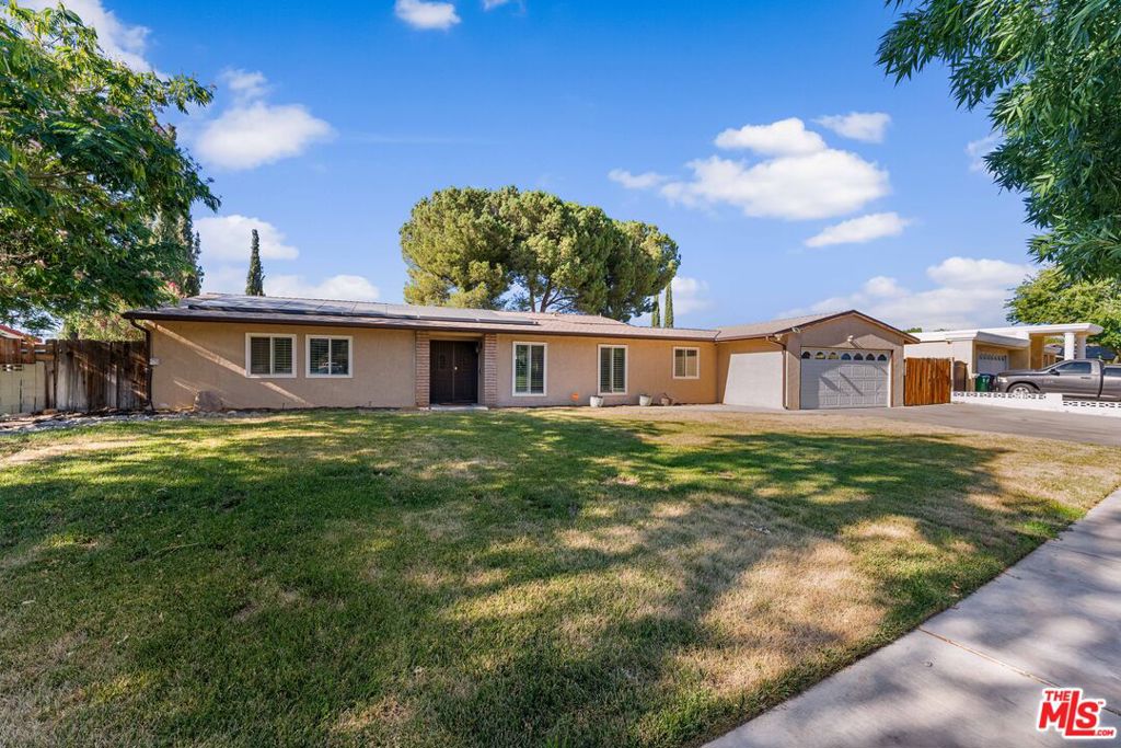 1723 Staffordshire Drive