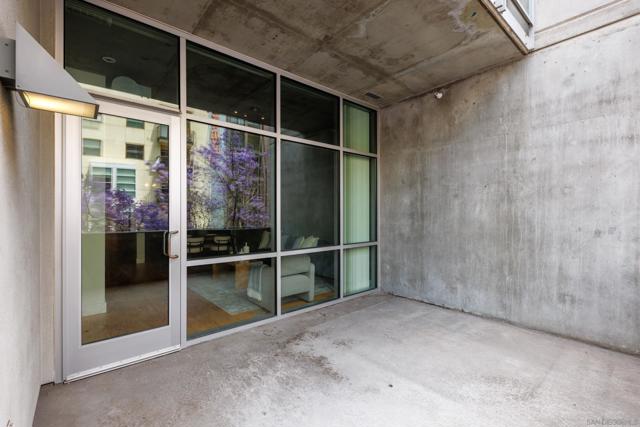 1025 Island Ave, San Diego CA: https://media.crmls.org/mediaz/37126a43-611f-4b46-9a55-bc7eaa2aab8a.jpg