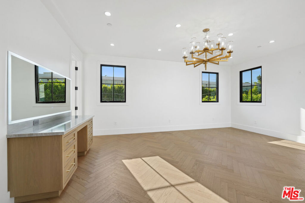 MLS #25616539 image #22