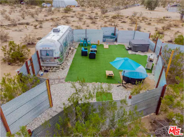 62177 Jericho Way, Joshua Tree CA: https://media.crmls.org/mediaz/37134fed-d681-41a6-9bfb-edb2d0f1ee4b.jpg