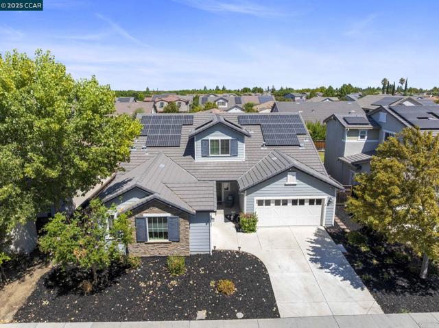 951 Dainty Avenue, Brentwood CA: https://media.crmls.org/mediaz/3715eb2f-c567-4d9a-a0e0-bb3fae0d6936.jpg