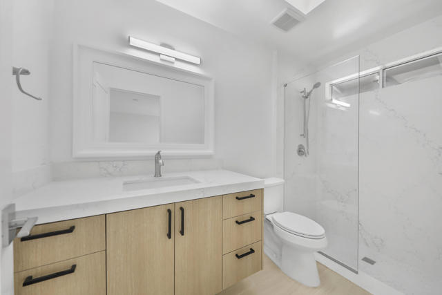 2800 E San Juan Road, Palm Springs CA: https://media.crmls.org/mediaz/37176b38-9005-4d33-9697-ec2cd13c5fb1.jpg