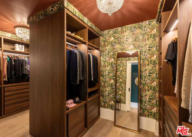 Image 11 of 34 For 8420 Sunset Boulevard 504