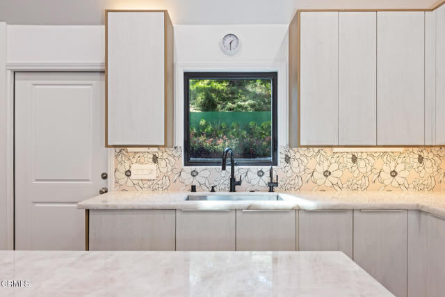 Detail Gallery Image 19 of 74 For 7572 Mcgroarty Ter, Tujunga,  CA 91042 - 6 Beds | 6 Baths