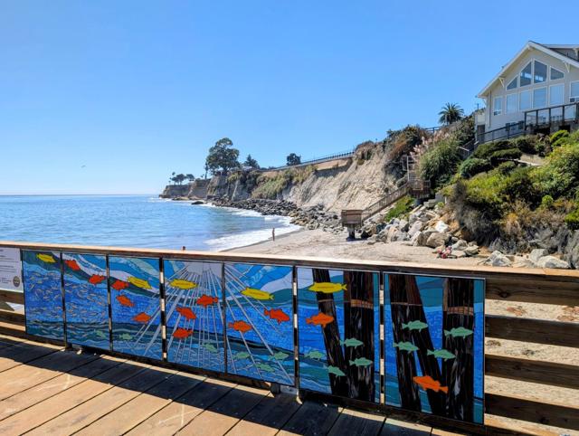 319 McCormick Avenue, Capitola CA: https://media.crmls.org/mediaz/37185edd-4685-4bb7-a058-f09cc4e5c2a6.jpg