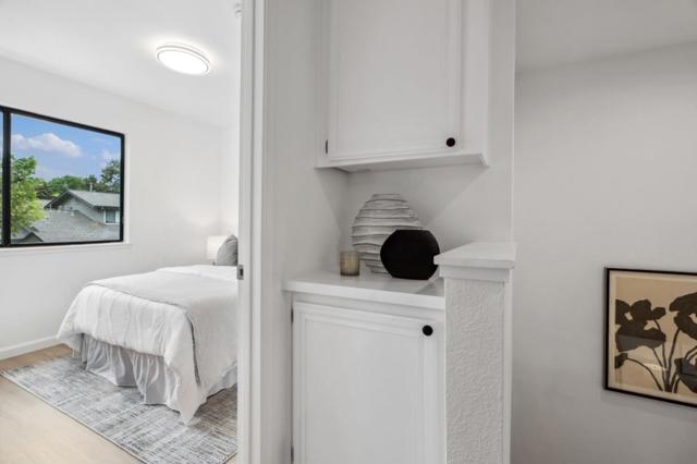 4922 Pony Pass Circle, San Jose CA: https://media.crmls.org/mediaz/37187048-4de8-41b0-81bd-89f260af8d90.jpg